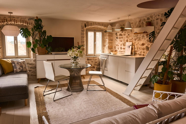 Beautiful renovated stone house only 15 m from the sea in the center of Stari Grad – island of Hvar!