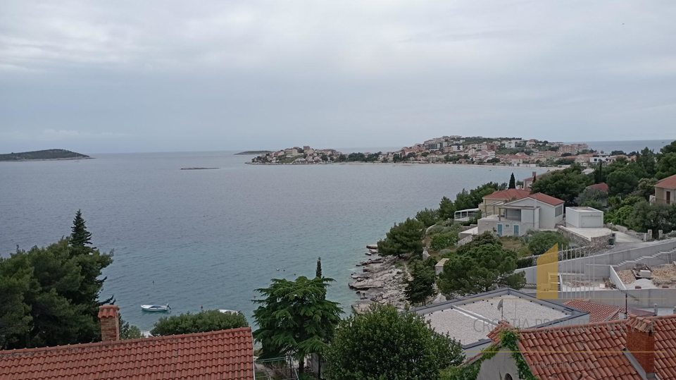 Luksuzni penthouse s krovnom terasom i pogledom na more – Sevid, okolica Trogira!