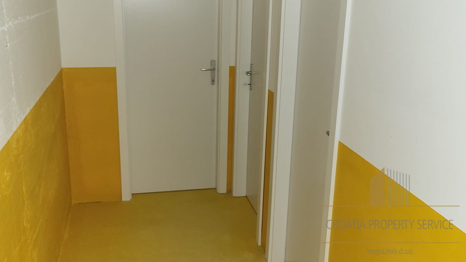 Luksuzni penthouse s krovnom terasom i pogledom na more – Sevid, okolica Trogira!
