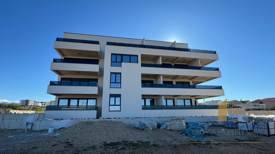 Ein Einzimmerwohnung in einem modernen Neubau, 350 m vom Meer entfernt in Povljana, Insel Pag!