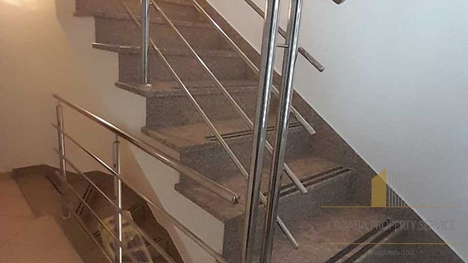 Charming renovated stone house 20 meters from the sea near Split!