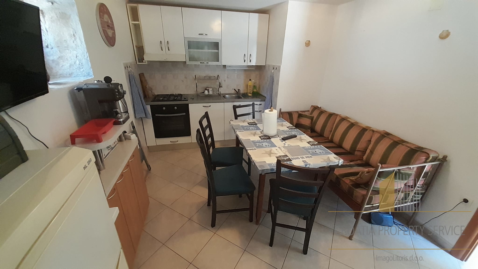 Charming renovated stone house 20 meters from the sea near Split!