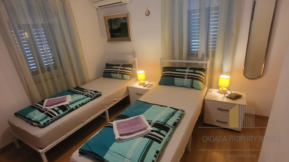 Charming renovated stone house 20 meters from the sea near Split!