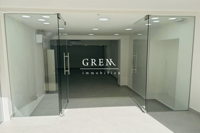 Commercial Property, 79 m2, For Rent, Poreč