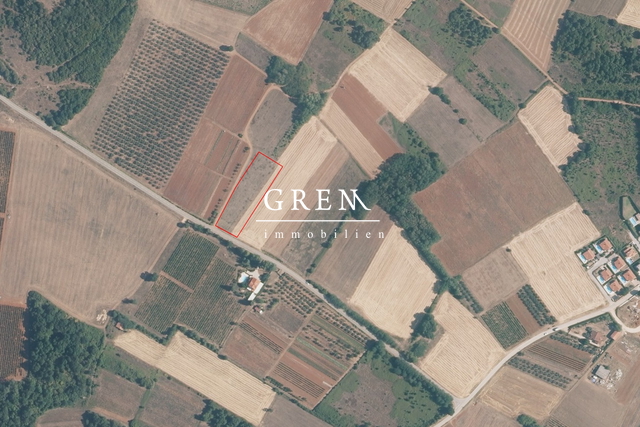 Land, 9776 m2, For Sale, Poreč