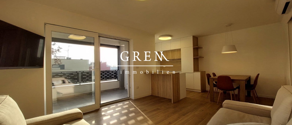 Appartamento, 80 m2, Affitto, Poreč