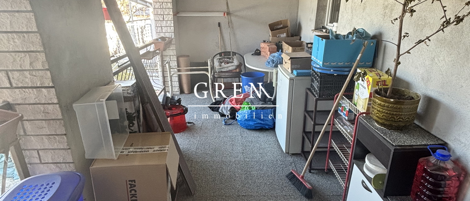 House, 230 m2, For Sale, Zagreb - Kozari put