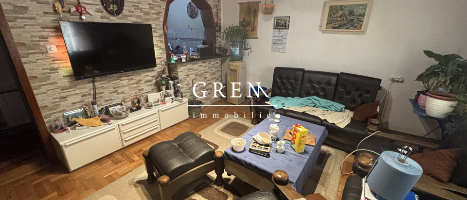 House, 230 m2, For Sale, Zagreb - Kozari put
