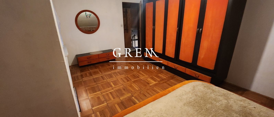 House, 441 m2, For Sale, Zagreb - Markuševec