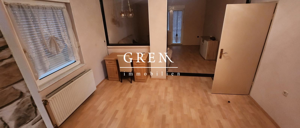 House, 441 m2, For Sale, Zagreb - Markuševec