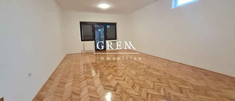 House, 339 m2, For Sale, Črnomerec - Fraterščica