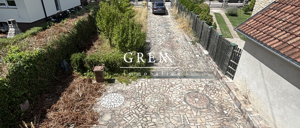 House, 150 m2, For Sale, Maksimir - Remete