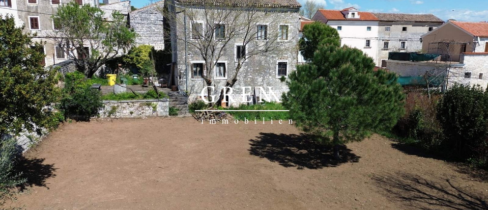 Casa, 250 m2, Vendita, Sveti Lovreč