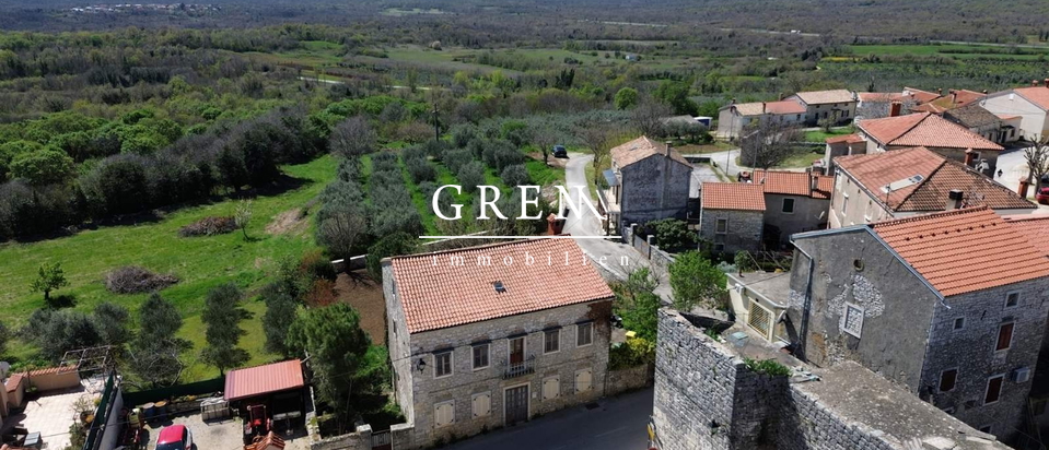 Casa, 250 m2, Vendita, Sveti Lovreč