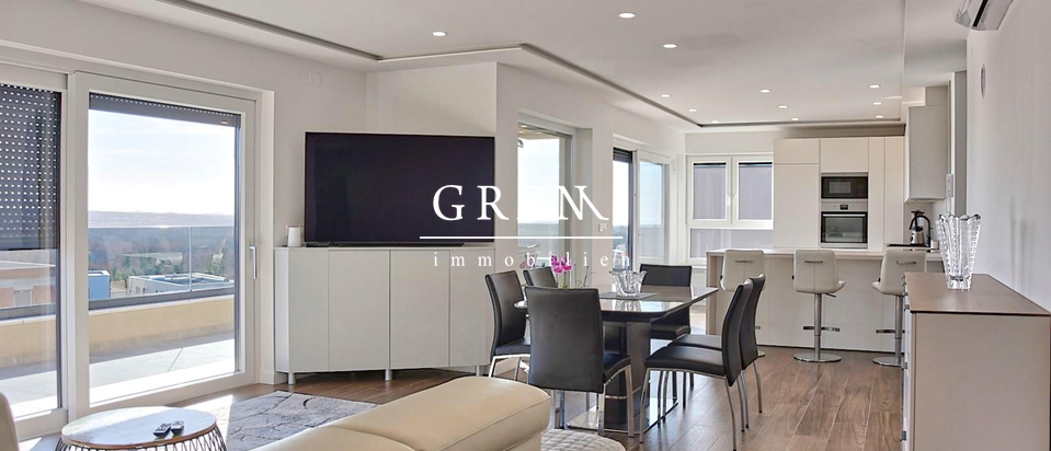 Apartment, 122 m2, For Sale, Poreč