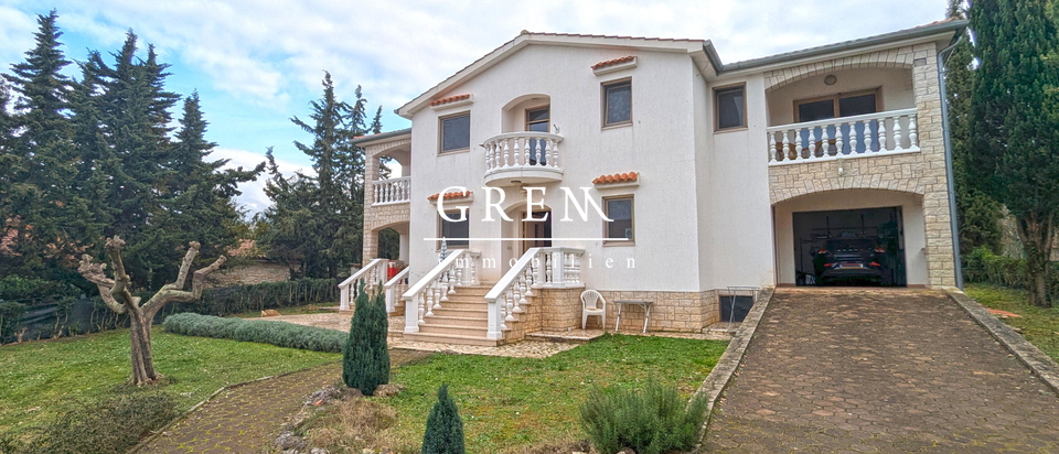 House, 257 m2, For Sale, Poreč