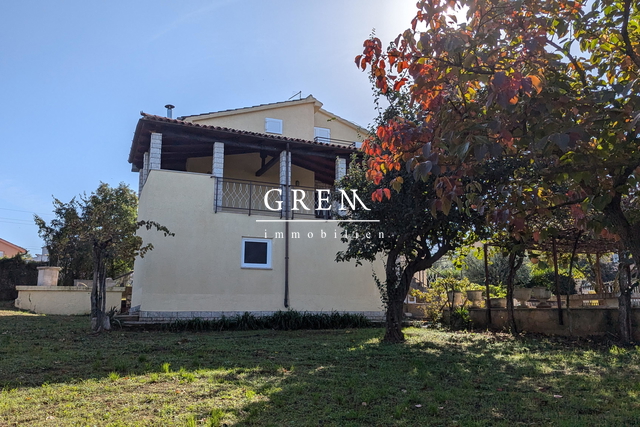 Casa, 283 m2, Vendita, Poreč