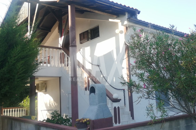 House, 100 m2, For Sale, Privlaka