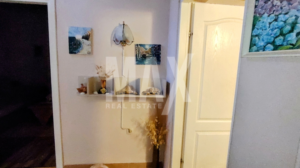 Haus, 83 m2, Verkauf, Starigrad