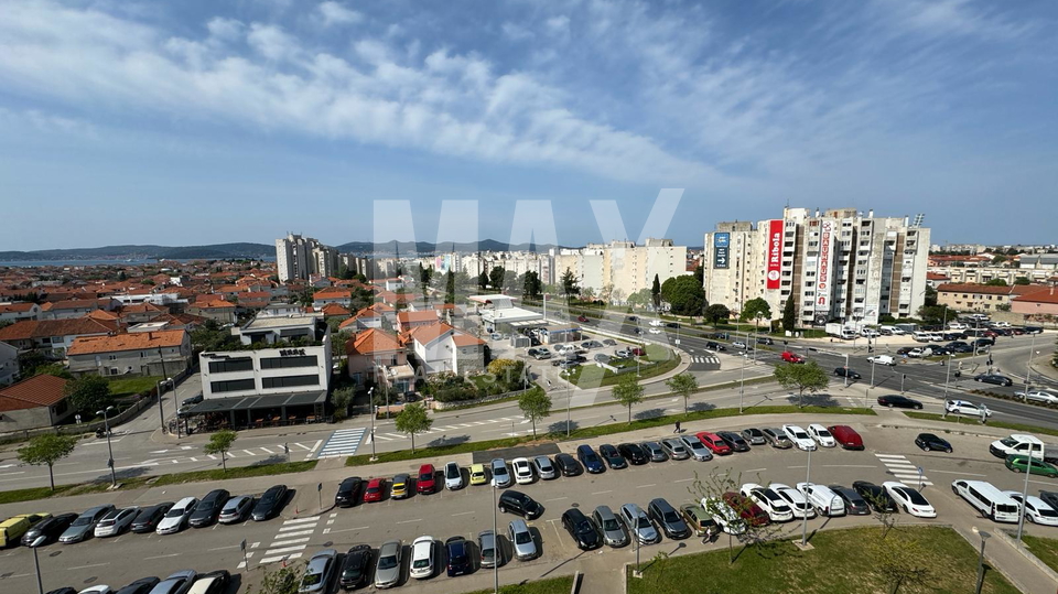 Zadar (Bulevar)-stan s pogledom na more i otoke
