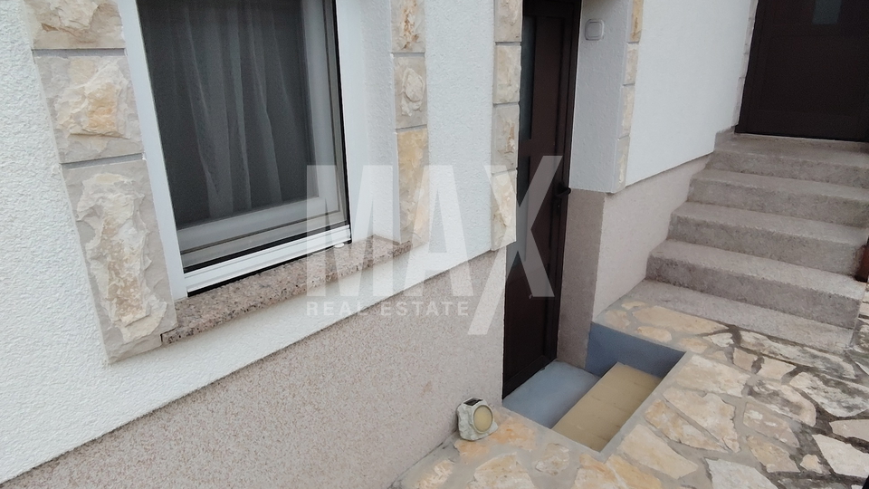 Haus, 180 m2, Verkauf, Privlaka
