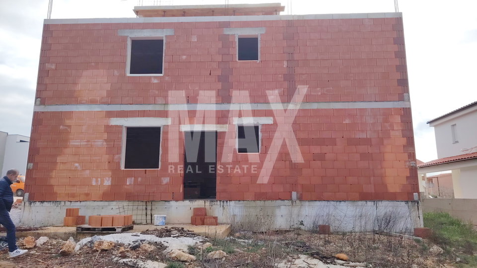 Stan na Viru u izgradnji