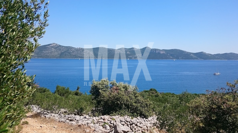 Veli I&zcaron;&comma;trosoban stan u prizemlju-Prilika