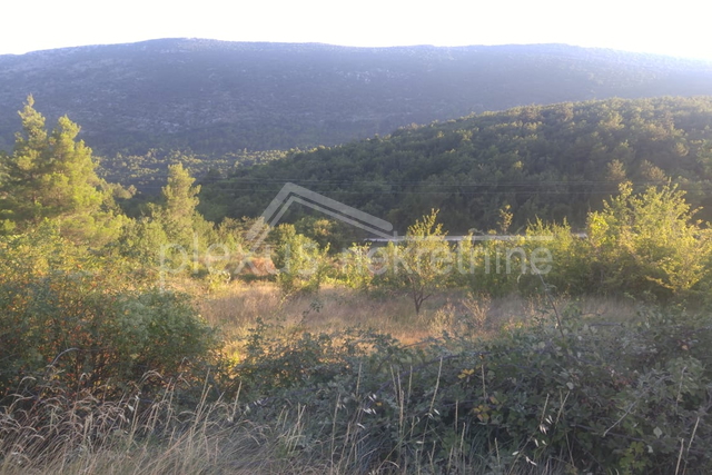 Land, 3900 m2, For Sale, Omiš - Tugare