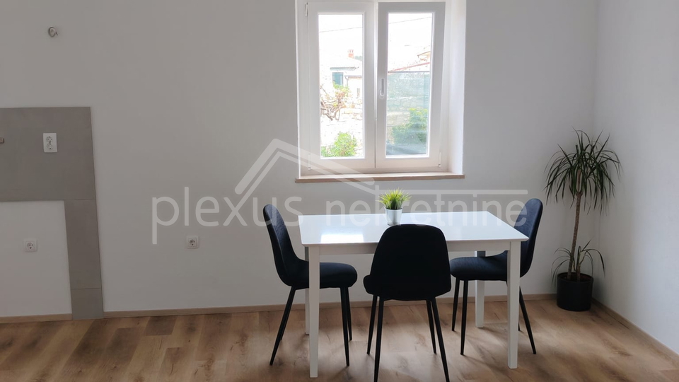 Wohnung, 35 m2, Verkauf, Postira