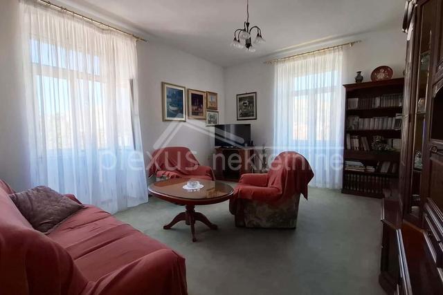 Wohnung, 198 m2, Verkauf, Trogir