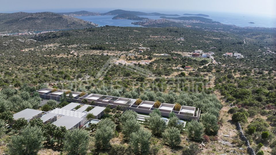 House, 600 m2, For Sale, Rogoznica