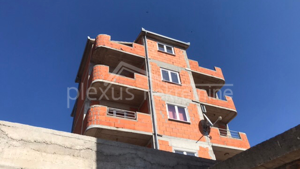 Haus, 340 m2, Verkauf, Omiš - Lokva Rogoznica