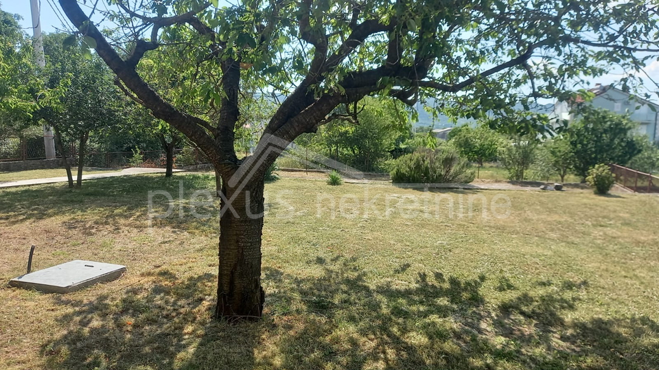 House&comma; 1278 m2&comma; For Sale&comma; Prisoje