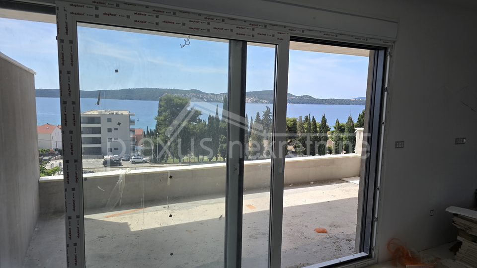Dvosoban stan - apartman: Seget Donji, 56 m2