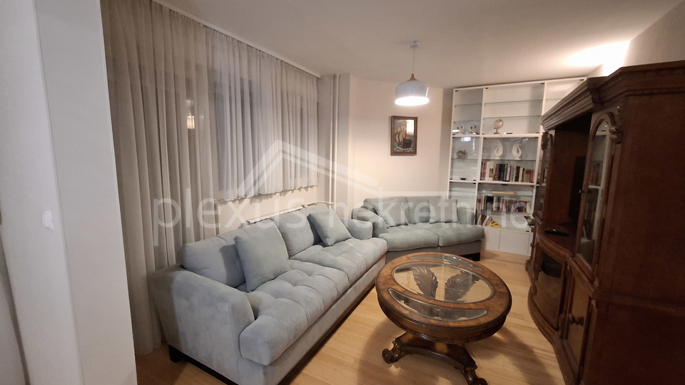 Apartment&comma; 93 m2&comma; For Rent&comma; Split - Split 3