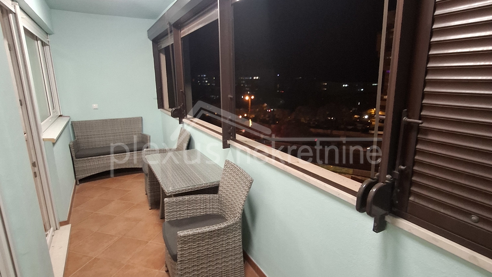 Apartment&comma; 93 m2&comma; For Rent&comma; Split - Split 3