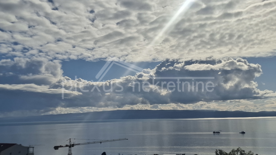 &Zcaron;NJAN&comma; luksuzan stan 80 m&sup2; s pogledom na more i gara&zcaron;om &ndash; kompletno renovirano