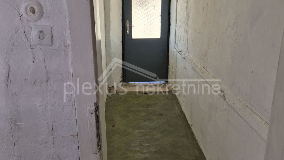 House&comma; 182 m2&comma; For Sale&comma; Nere&zcaron;i&scaron;&cacute;a