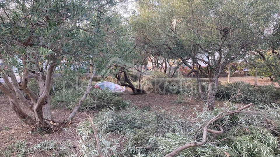 Land, 600 m2, For Sale, Kaštel Novi