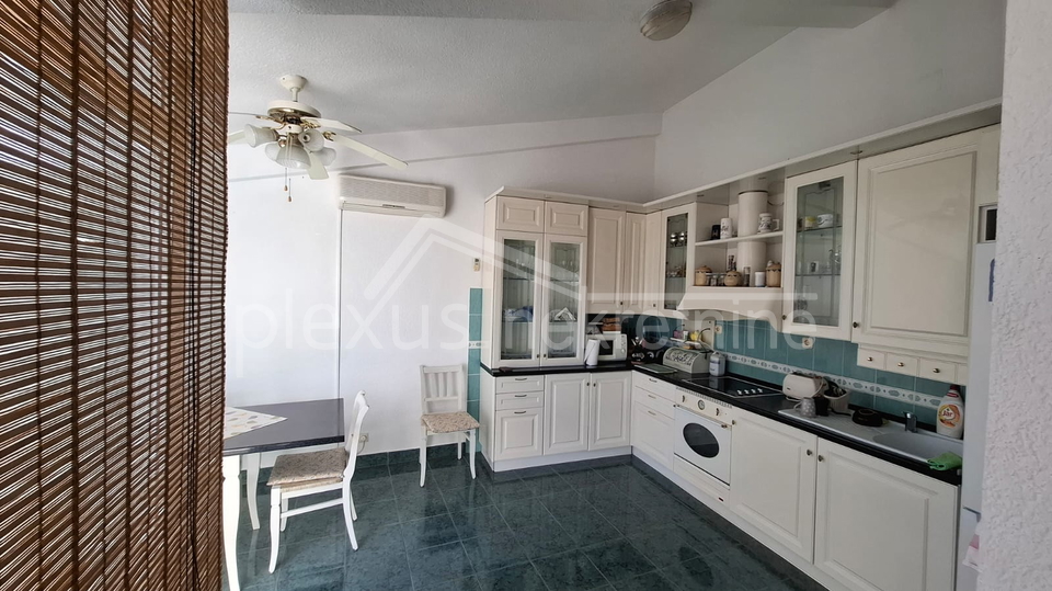 Appartamento, 198 m2, Vendita, Trogir