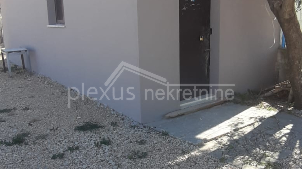 Najam - zakup građevinsko zemljište: Split, Dujmovača, 2000m2