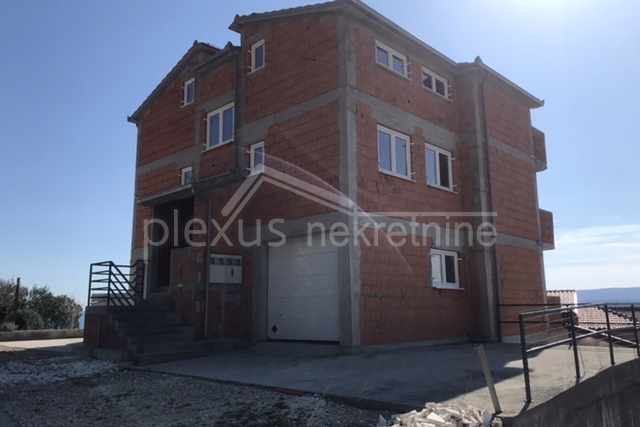 House, 340 m2, For Sale, Omiš - Lokva Rogoznica