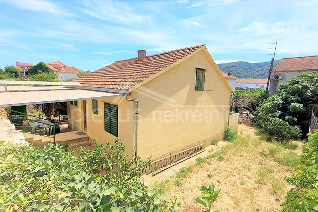 House, 71 m2, For Sale, Stari Grad