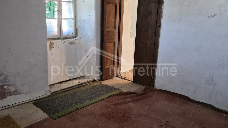 House&comma; 182 m2&comma; For Sale&comma; Nere&zcaron;i&scaron;&cacute;a