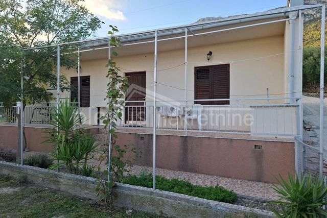 House, 79 m2, For Sale, Kaštel Sućurac