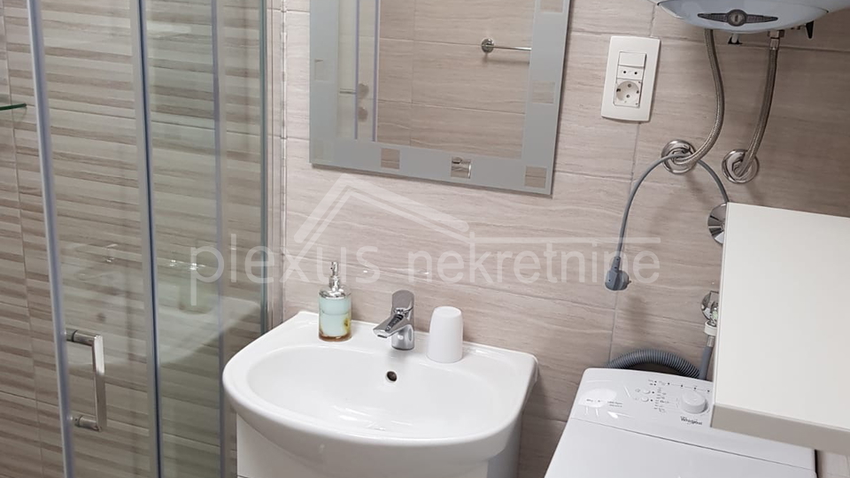 Apartment, 57 m2, For Sale, Bol