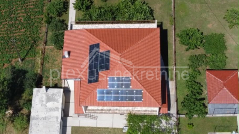 House&comma; 1278 m2&comma; For Sale&comma; Prisoje