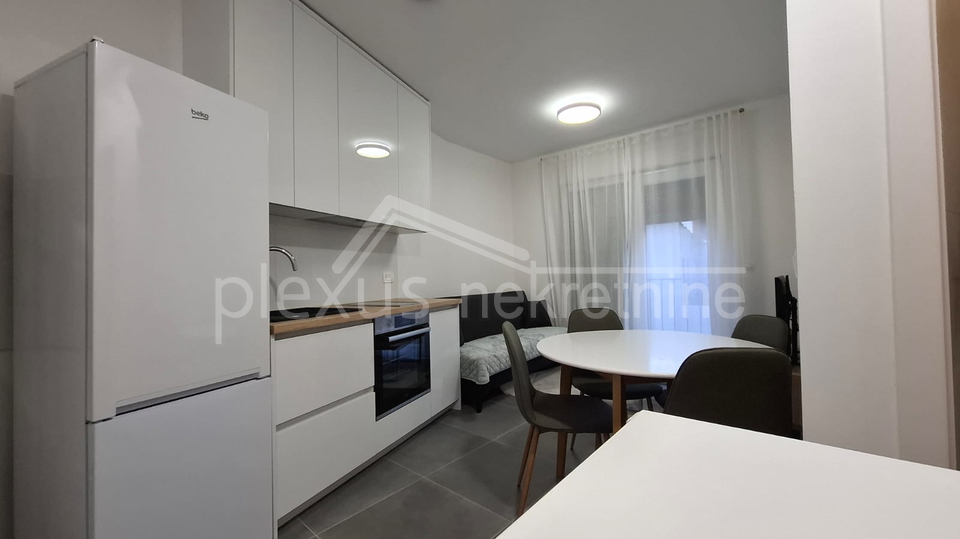 Apartment, 26 m2, For Rent, Split - Neslanovac