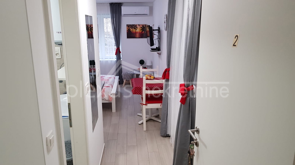 Uffici, 57 m2, Affitto, Bol