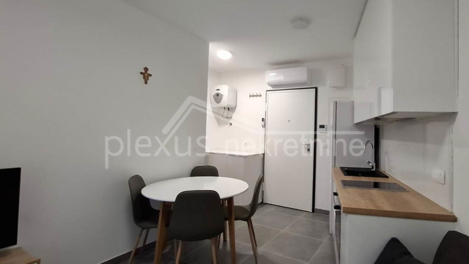 Apartment, 26 m2, For Rent, Split - Neslanovac